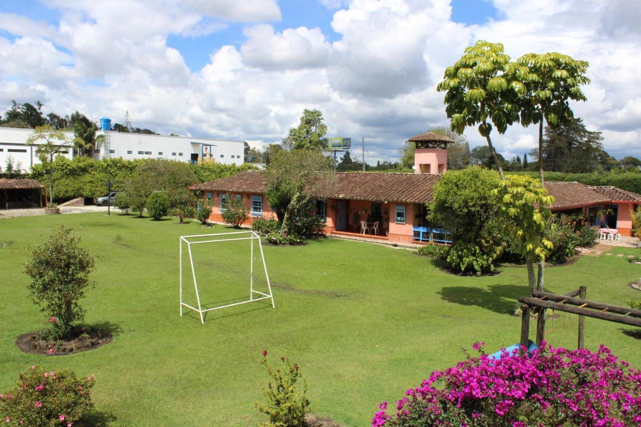 Ecohotel La Masia Llanogrande  Exterior foto